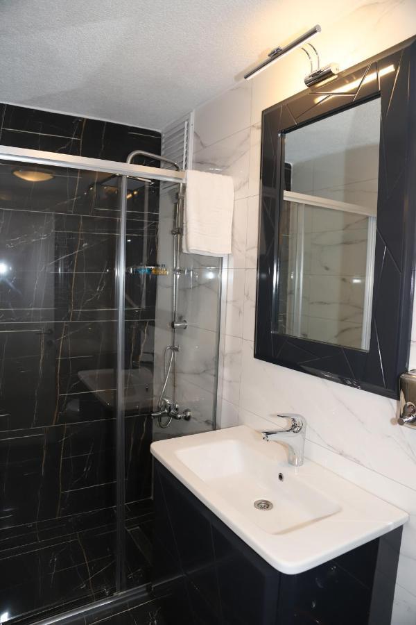 Grand Kavi Hotel Истанбул Екстериор снимка